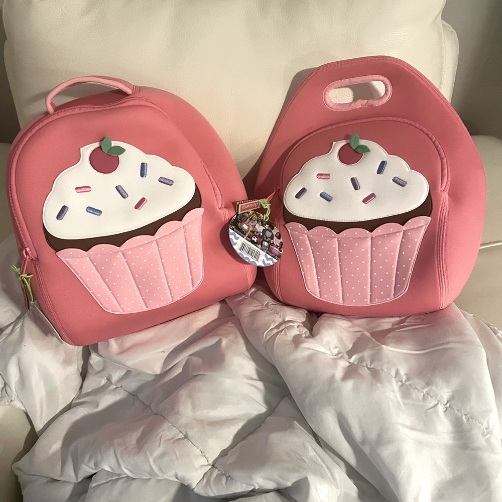 NWT Preschool Bookbag and Lunchbag set Cupcakes